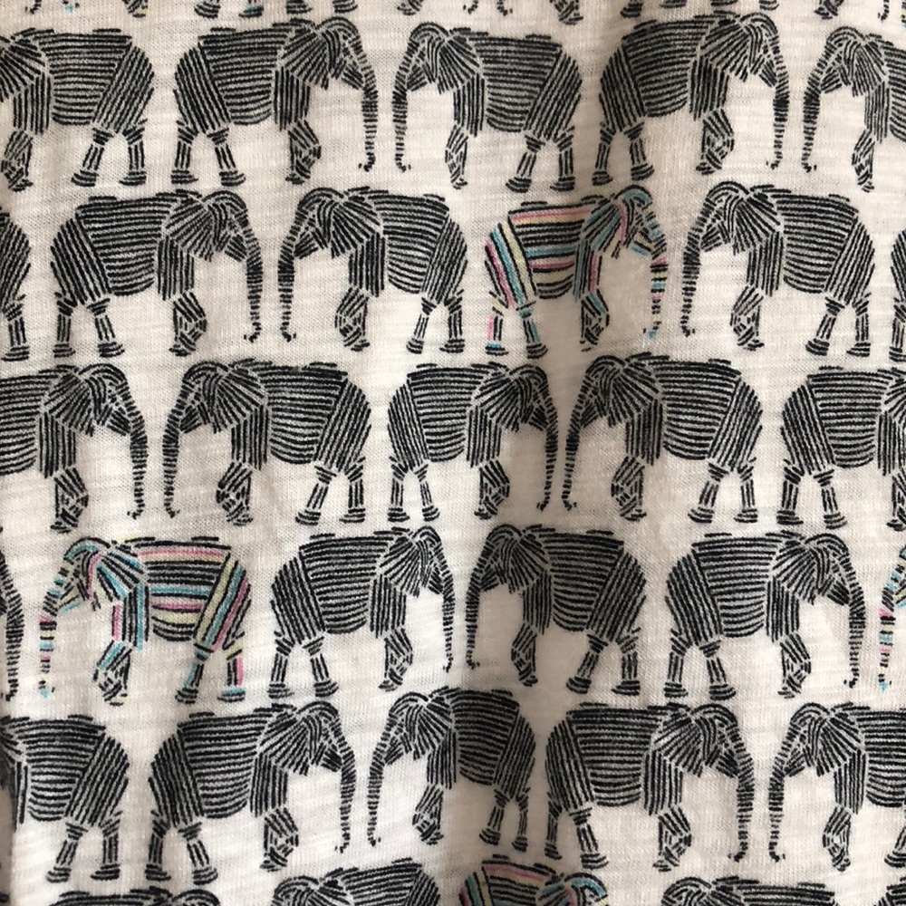 Elephant Patterned Crop Top Tee - Picture 2 of 3